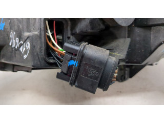 Фара передняя  Volkswagen Golf 5 2003-2009 правая 