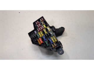 Блок предохранителей  Volkswagen Passat 7 2010-2015 Европа         