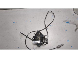 Замок капота  Volkswagen Passat 5 1996-2000     