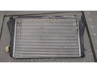 Интеркулер Volkswagen Jetta 6 2010-2018 5C0145803E
