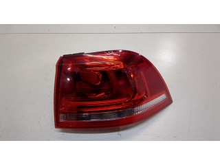 Задний фонарь          