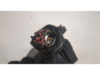 Блок предохранителей  Volkswagen Passat 6 2005-2010      01689684   6  2