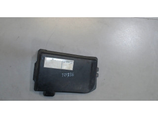 Крышка блока предохранителей  Skoda Fabia 2004-2007      6Q0915429B    1.9