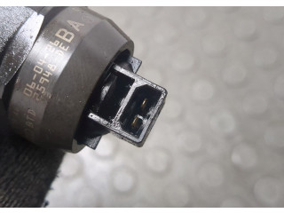 Форсунка топливная Skoda Octavia (A5) 2004-2013 038130073AG