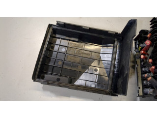 Блок предохранителей Audi Q3 2011-2014