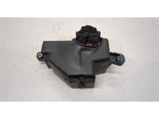 Блок предохранителей Skoda Octavia (A5) 2004-2008