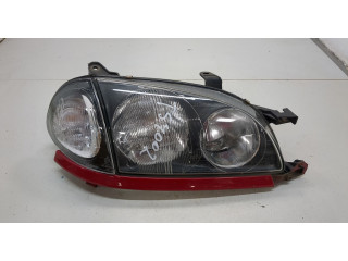 Фара передняя Toyota Avensis 1 1997-2003 правая