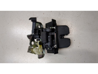 Замок багажника Skoda SuperB 2008-2015