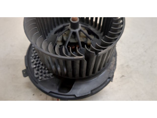 Моторчик печки Skoda Yeti 2009-2018