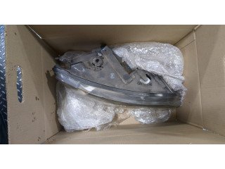 Фара передняя  Volkswagen Caddy 2004-2015 правая 