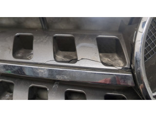 Решетка радиатора  Mercedes ML W164 2005-2011          