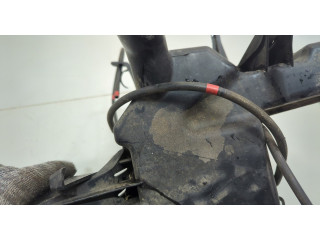 Бачок омывателя Nissan Pathfinder 2012-2020