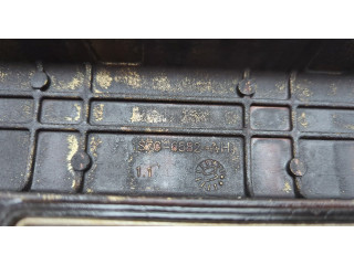 Клапанная крышка двигателя ДВС Ford Mondeo 3 2000-2007