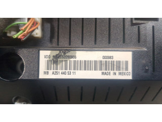 Панель приборов Mercedes R W251 2005- A2514405311