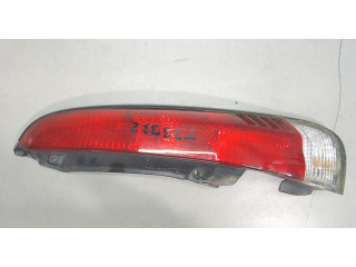 Задний фонарь 22051672 Daihatsu Terios 1