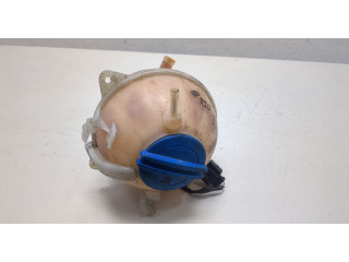 Бачок расширительный  Volkswagen Passat 7 2010-2015 Европа    