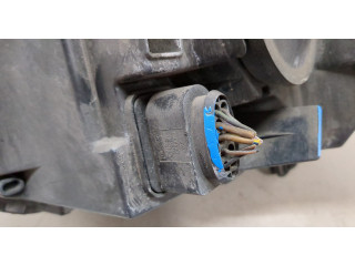 Фара передняя Volkswagen Jetta 5 2004-2010 правая