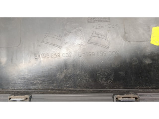 Решетка радиатора  Volkswagen Passat 6 2005-2010          3C0853651AD