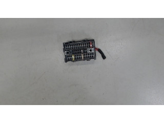 Блок предохранителей  Volkswagen Transporter 5 2003-2009      7H0937617     1.9