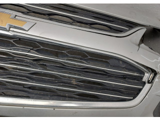Бампер  Chevrolet Malibu 2015-2018 передний   84042377