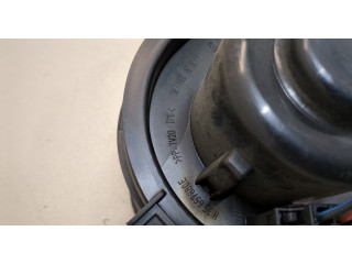 Моторчик печки  Audi A3 (8L) 1996-2003 1J1819021B, F657877G    1J1819021B, F657877G   