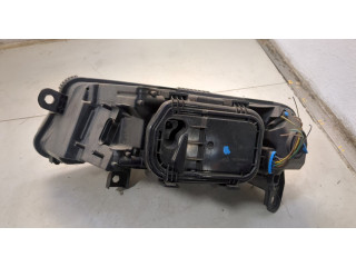 Фара передняя  Audi A6 (C6) 2004-2011 правая 