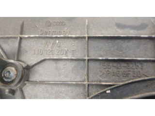 Вентилятор радиатора  Volkswagen Golf 4 1997-2005           