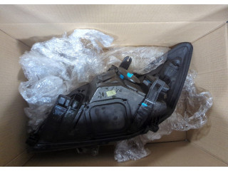 Фара передняя  Ford Focus 2 2008-2011 правая 