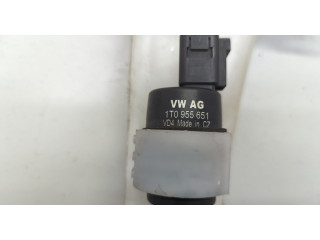 Бачок омывателя  Audi TT (8J) 2006-2014    