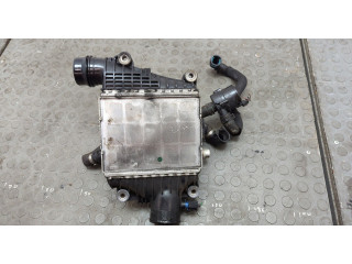 Интеркулер Jaguar XE 2015-2025 GX736K775AC