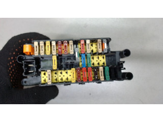 Блок предохранителей Citroen Berlingo 1997-2002 9635518280 1.9