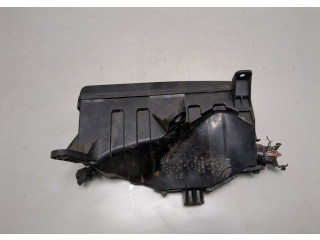 Блок реле  Lexus IS 2005-2013      8266253091, 8266353050    2.2