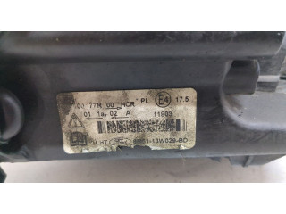 Фара передняя  Ford Focus 2 2008-2011 правая 