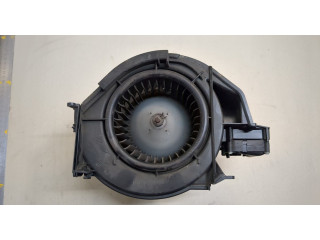 Моторчик печки Audi A6 (C6) 2004-2011 4F0820020A 4F0820020A