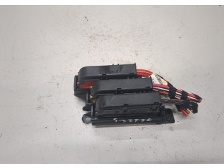 Блок предохранителей  Audi A5 2007-2011      8K2971845A    1.8