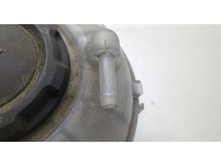 Бачок расширительный  Volkswagen Atlas Cross Sport 2019- 5Q0121407AA, 2Q0121321A   