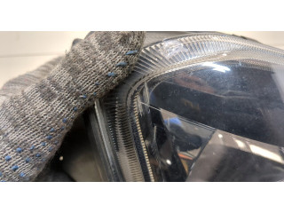 Фара передняя Skoda Yeti 2013-2018 правая