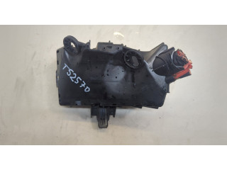 Блок предохранителей Skoda Octavia (A7) 2013-2023 5Q0907361B