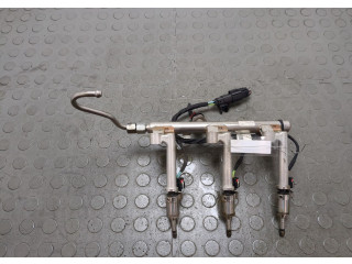 Форсунка топливная Volvo XC40 32208203, 31405315