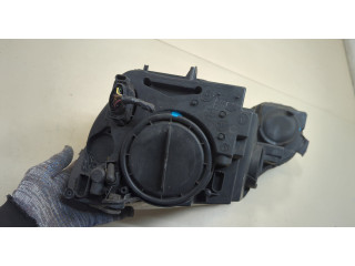 Фара передняя Skoda Yeti 2009-2018 правая