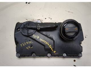 Клапанная крышка двигателя ДВС Volkswagen Golf 5 2003-2009 038103469AG