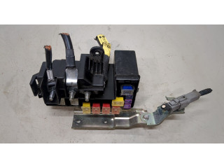 Блок предохранителей  Infiniti FX 2008-2012      241051DR0A   