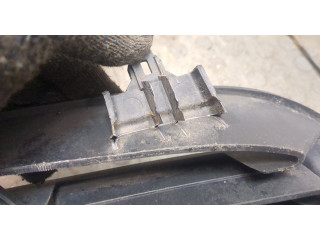 Решетка радиатора  Renault Trafic 2014-2021          