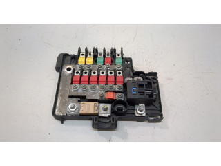 Блок предохранителей Tesla Model S 2012-2016 101327200E