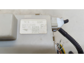 Блок предохранителей Lexus GS 2005-2012 8267030250