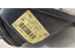 Фара передняя  Volkswagen Golf 5 2003-2009 правая 