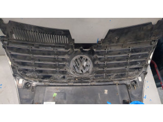 Решетка радиатора  Volkswagen Passat 6 2005-2010          3C0853651AFPWF