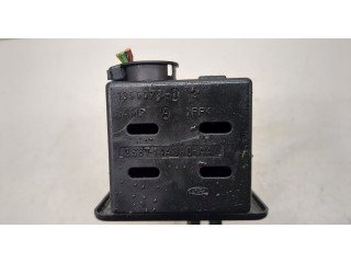 Блок реле  Ford Fusion 2002-2012         