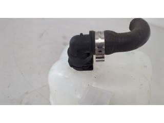 Бачок расширительный BMW i3 2013-2022 17137823626