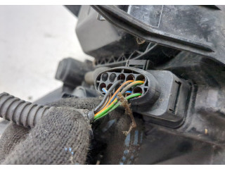 Фара передняя  Ford Focus 2 2005-2008 левая 